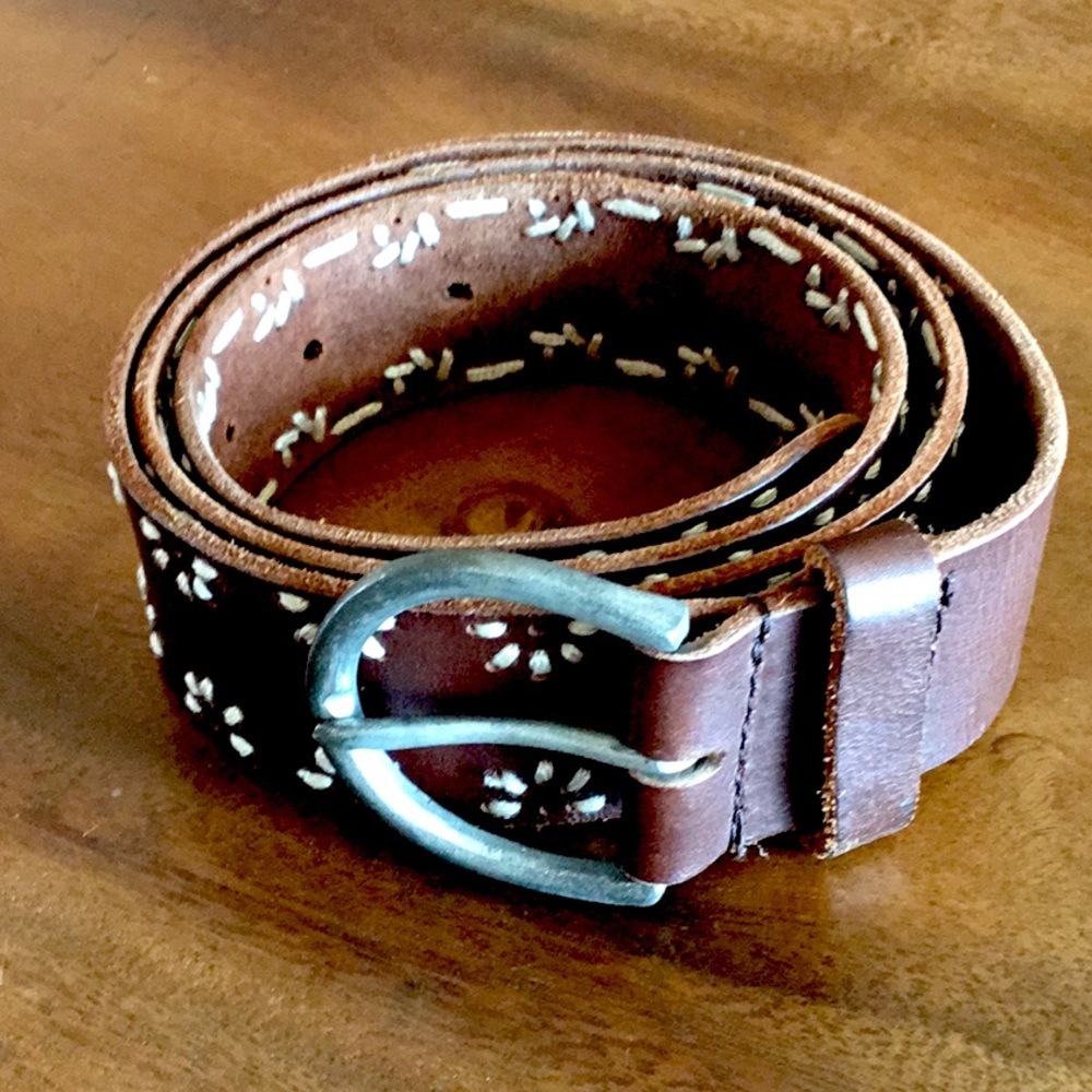 Brown Leather Belt with Contrast Stitching